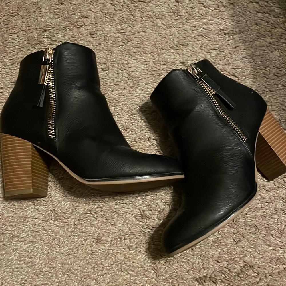 Black boots